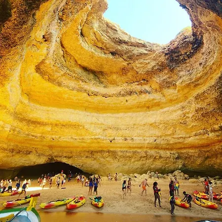 The Strip Oura 阿尔布费拉