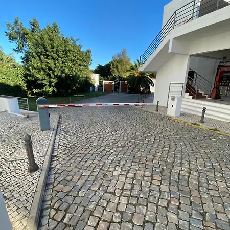 The Strip Oura Apartman Albufeira