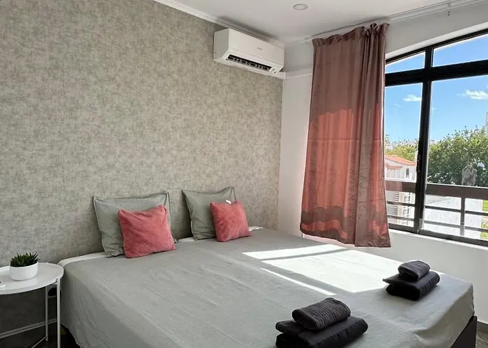 The Strip Oura Apartman