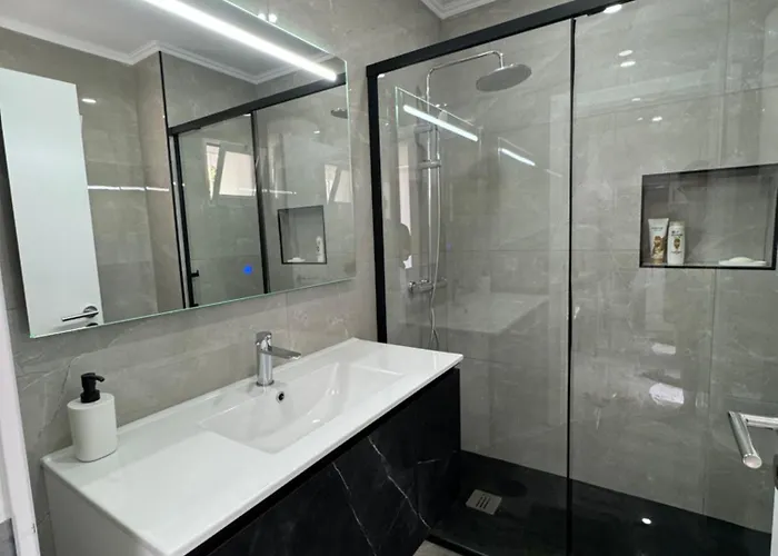 Apartman The Strip Oura *