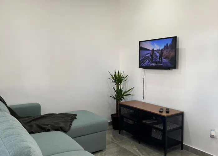 The Strip Oura Apartman